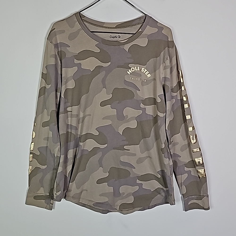 Hollister medium tan and green camo long sleeve shirt